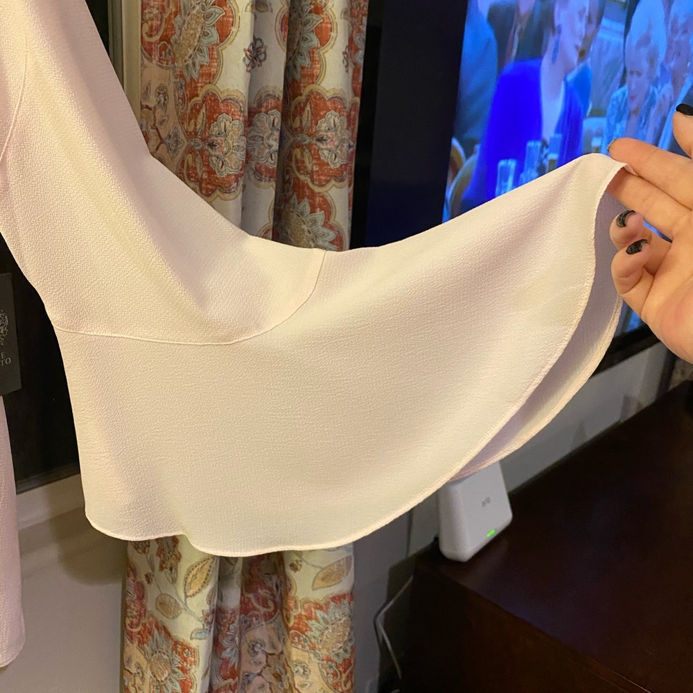 Beautiful Vince Camuto Blouse - Picture 3 of 5